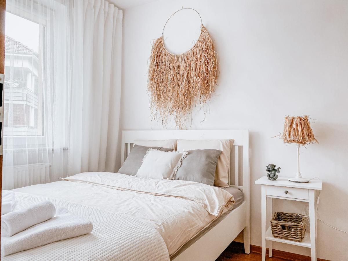Apartamenty Flat White Ruczajowa Ζιελόνα Γκόρα Εξωτερικό φωτογραφία